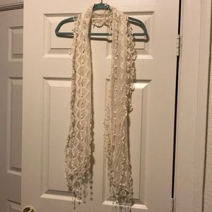 Boho cream scarf EUC